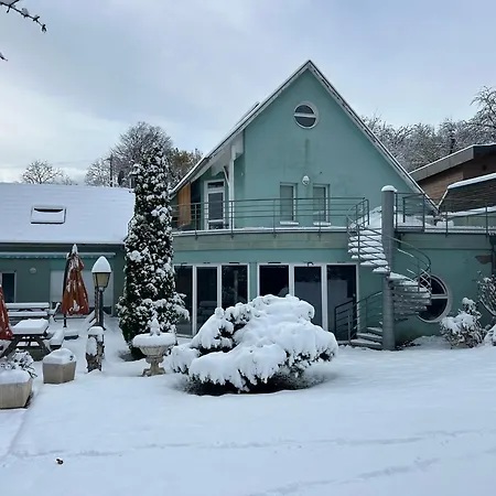 Apartment Domainedozen *