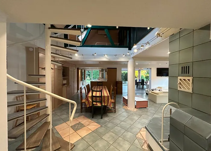 Domainedozen Apartment